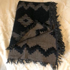 Wilfred 100 % blanket scarf